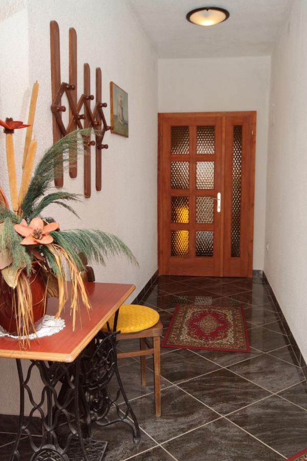 Apartments With A Parking Space Novi Vinodolski - 5600 מראה חיצוני תמונה